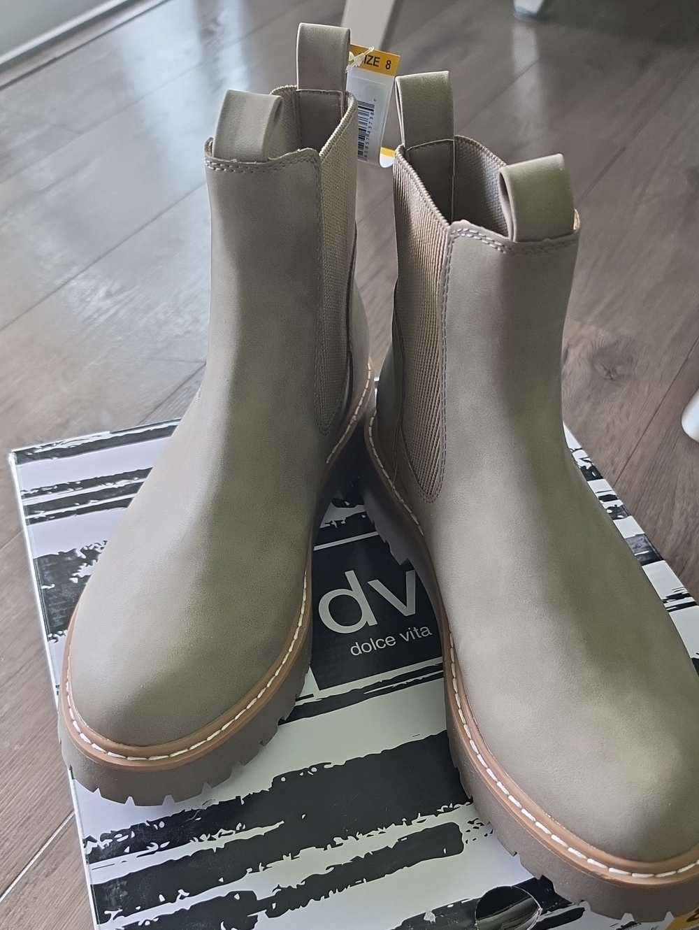 Dolce Vita Dark Taupe Chelsea Lug Ankle Boots Style LEIGHA